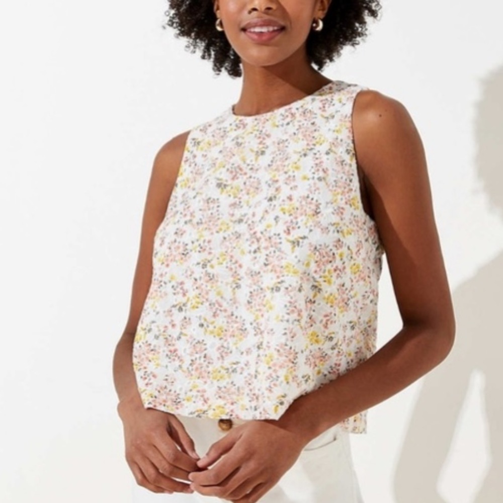 Loft Floral Cropped Tank Size Medium